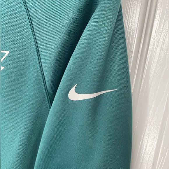 Philadelphia Eagles NFL NIKE Sideline Performance Logo Jacket Women Size Small - Picture 6 of 6